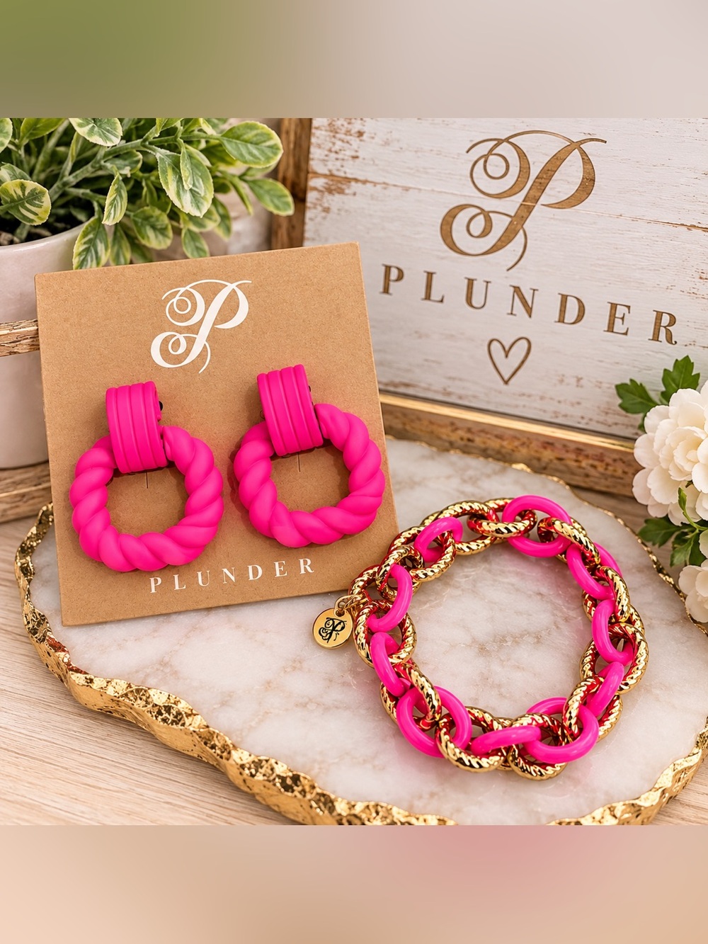 NWT Plunder Design Weslynn Neon Hot Pink Statement Earrings & Link Bracelet Set